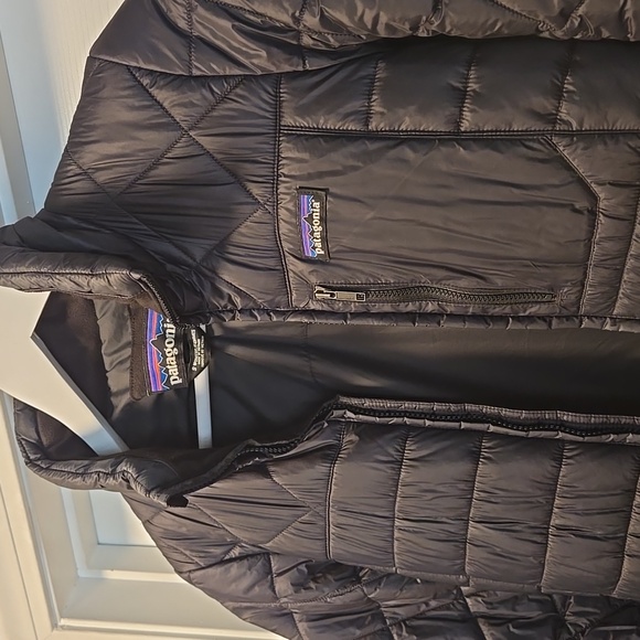 Patagonia Parka - Picture 2 of 3
